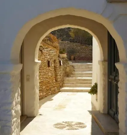 The Eagle's Nest, Fanari, Mykonos Vila *
